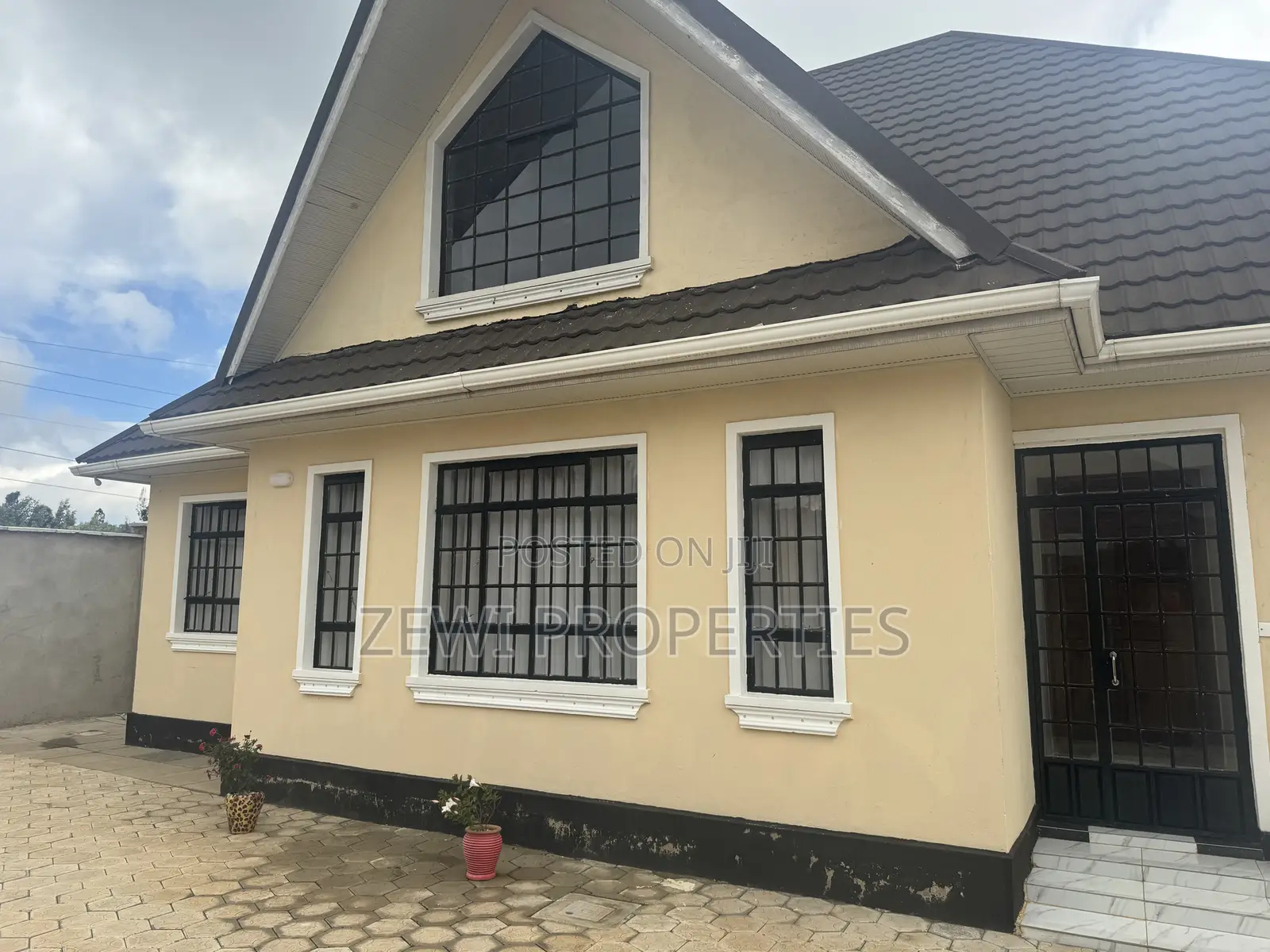 4bdrm Bungalow in Kibiku for sale in Kibiku