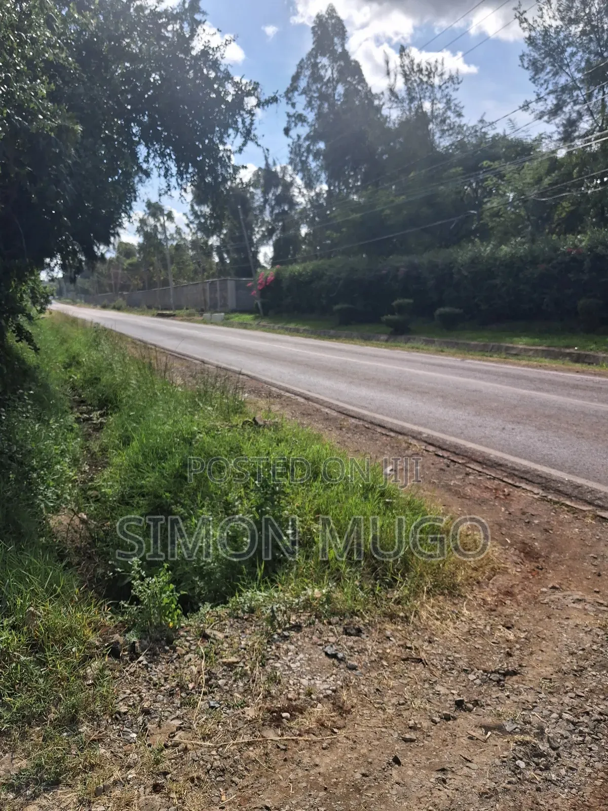 Garden Estate Prime Secure Fully Serviced 1/2 Acre, 1 Acre in Ridgeways