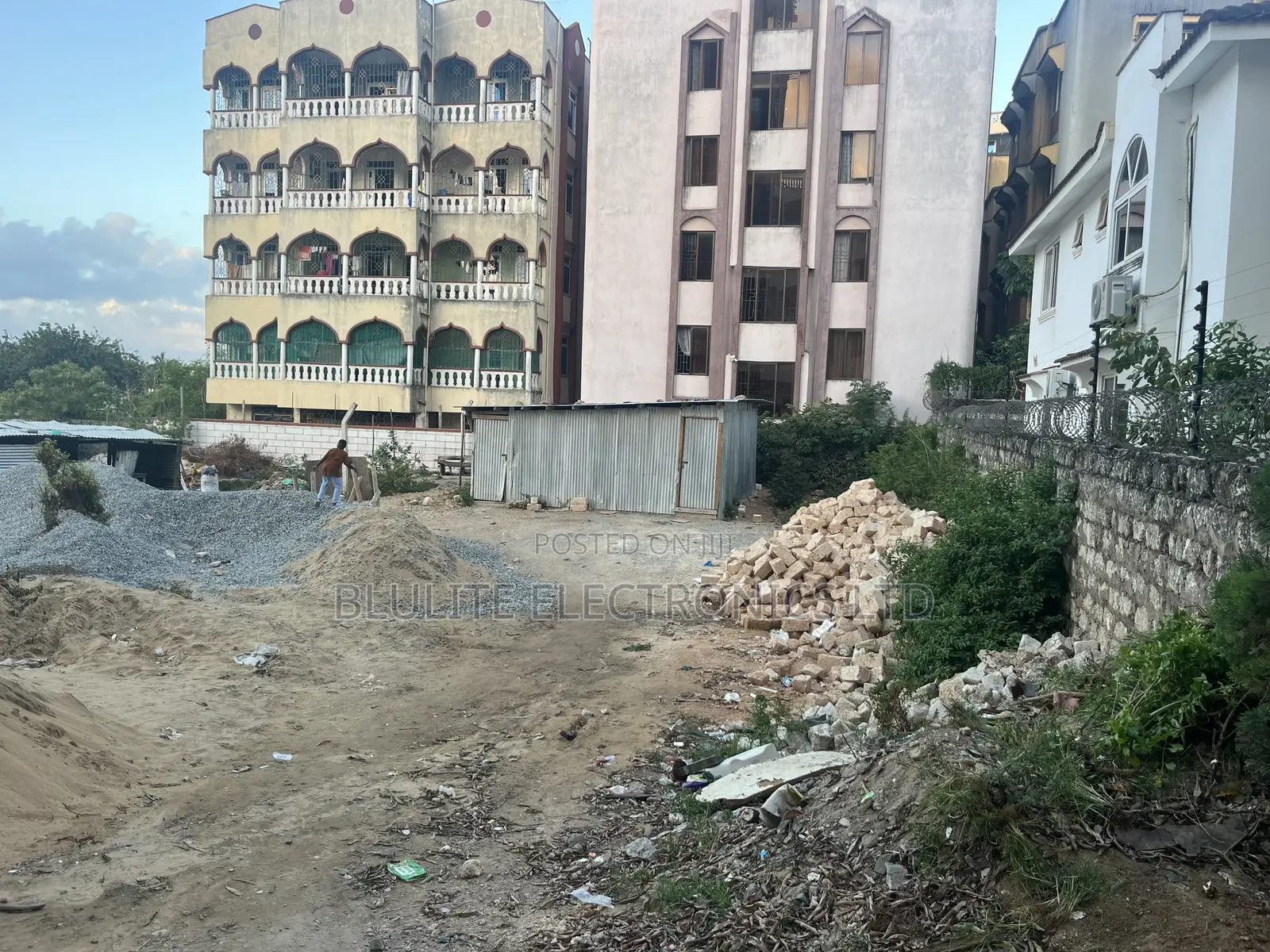 50 by 90 Plot in Nyali