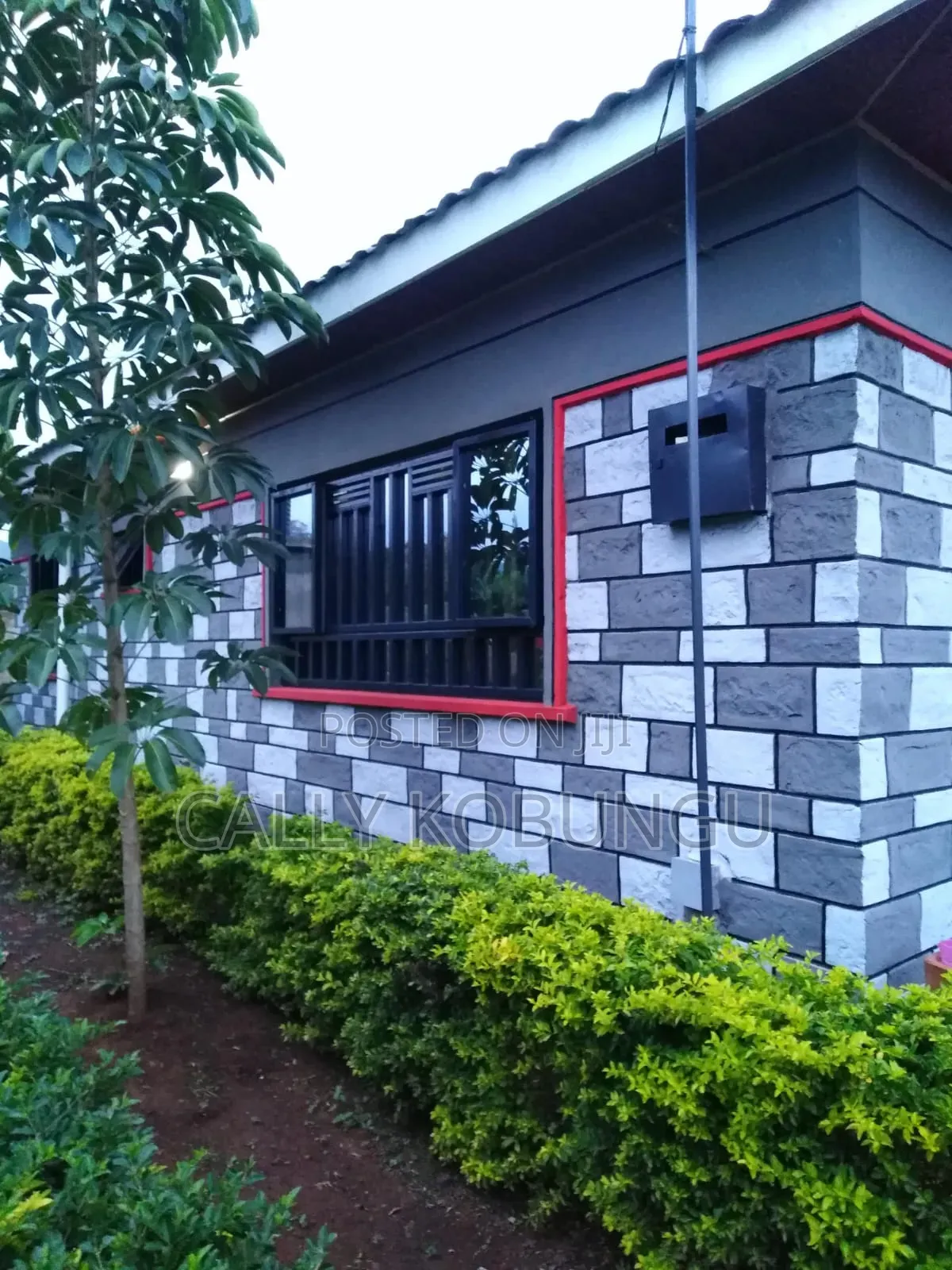 4bdrm Maisonette in Riat, Kogony for sale in Kogony