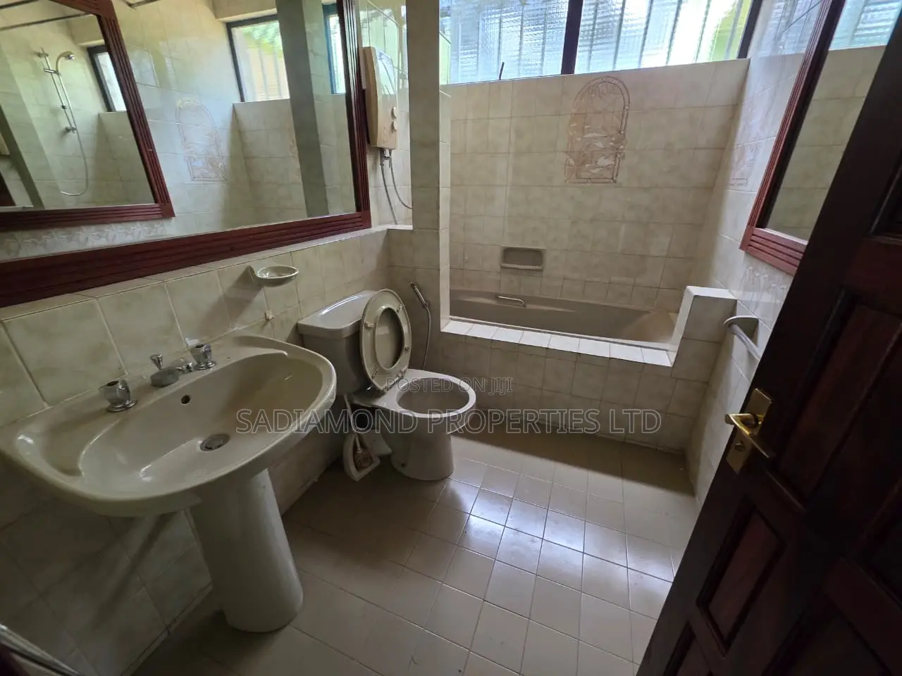 5bdrm Townhouse / Terrace in Muthaiga for rent in Muthaiga