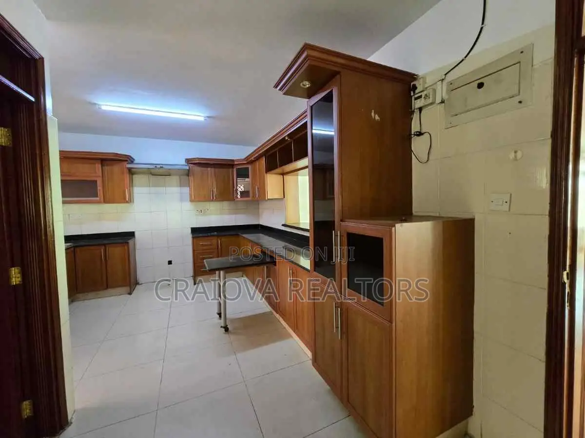 4bdrm Duplex in Hurlingham for rent in Hurlingham