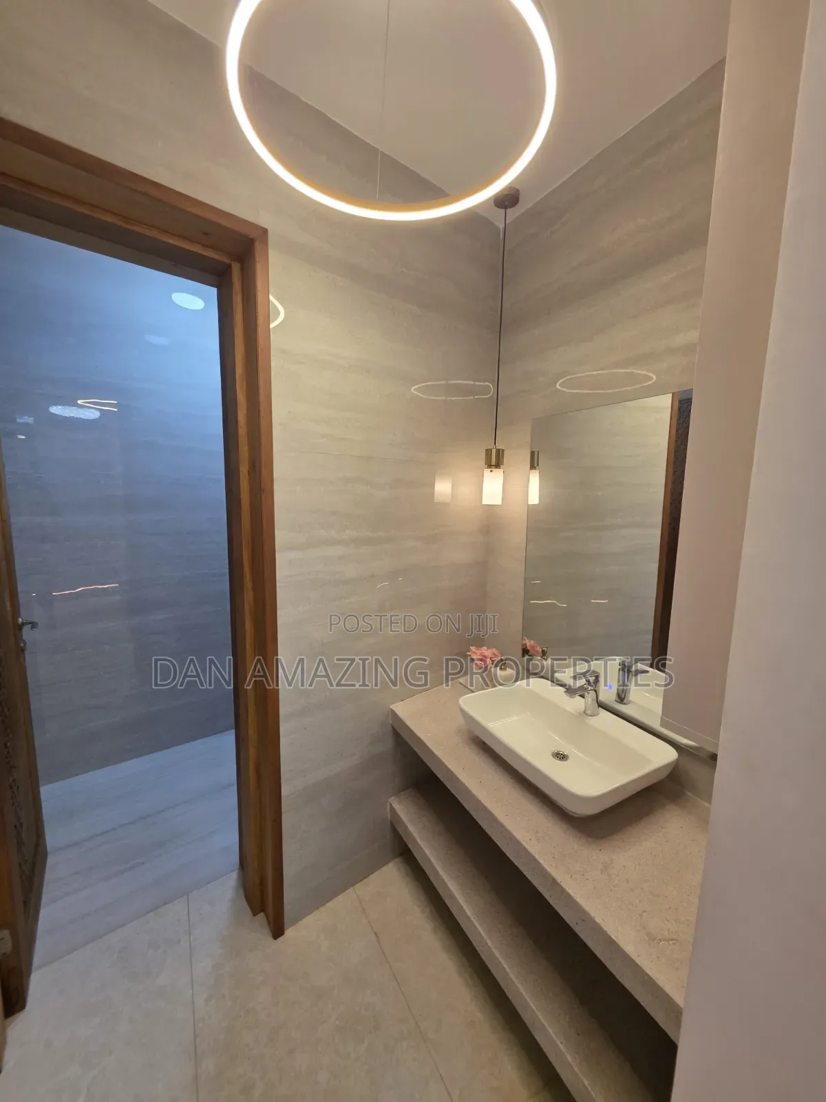 3bdrm Apartment in Nyali Plus Dsq for sale in Nyali Mkomani
