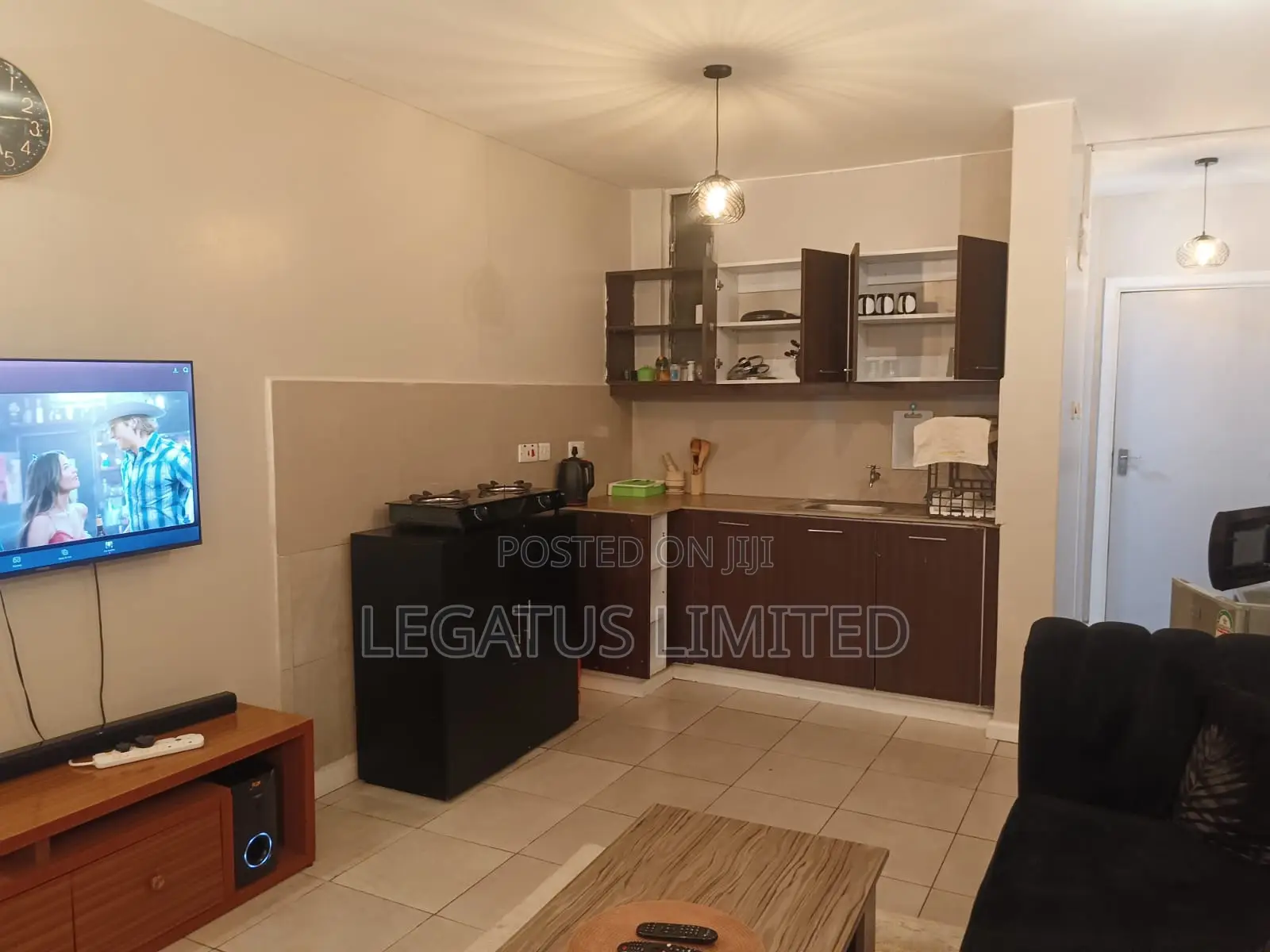 Studio Airbnb Ongata Rongai With Swimming Pool- Legatus Cozy Homes in Kandisi