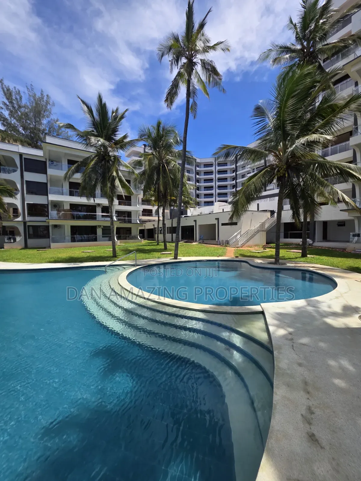 3bdrm Apartment in Nyali Plus Dsq for sale in Nyali Mkomani