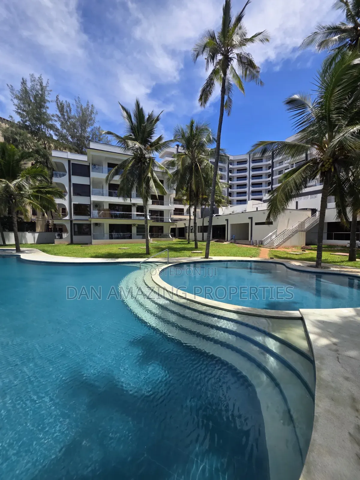 3bdrm Apartment in Nyali Plus Dsq for sale in Nyali Mkomani