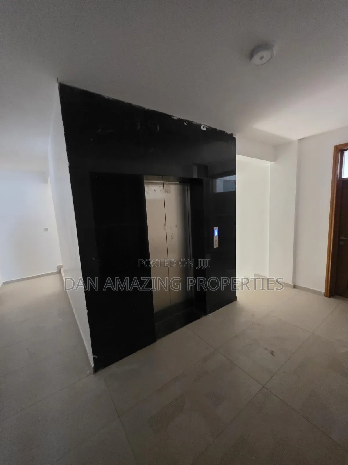 3bdrm Apartment in Nyali Plus Dsq for sale in Nyali Mkomani