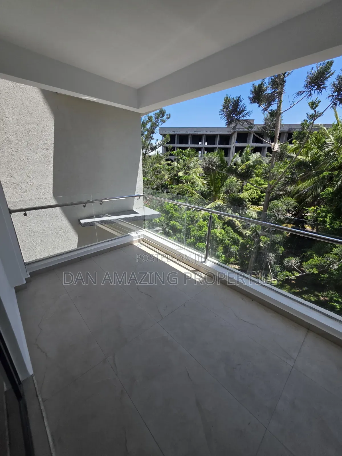 3bdrm Apartment in Nyali Plus Dsq for sale in Nyali Mkomani