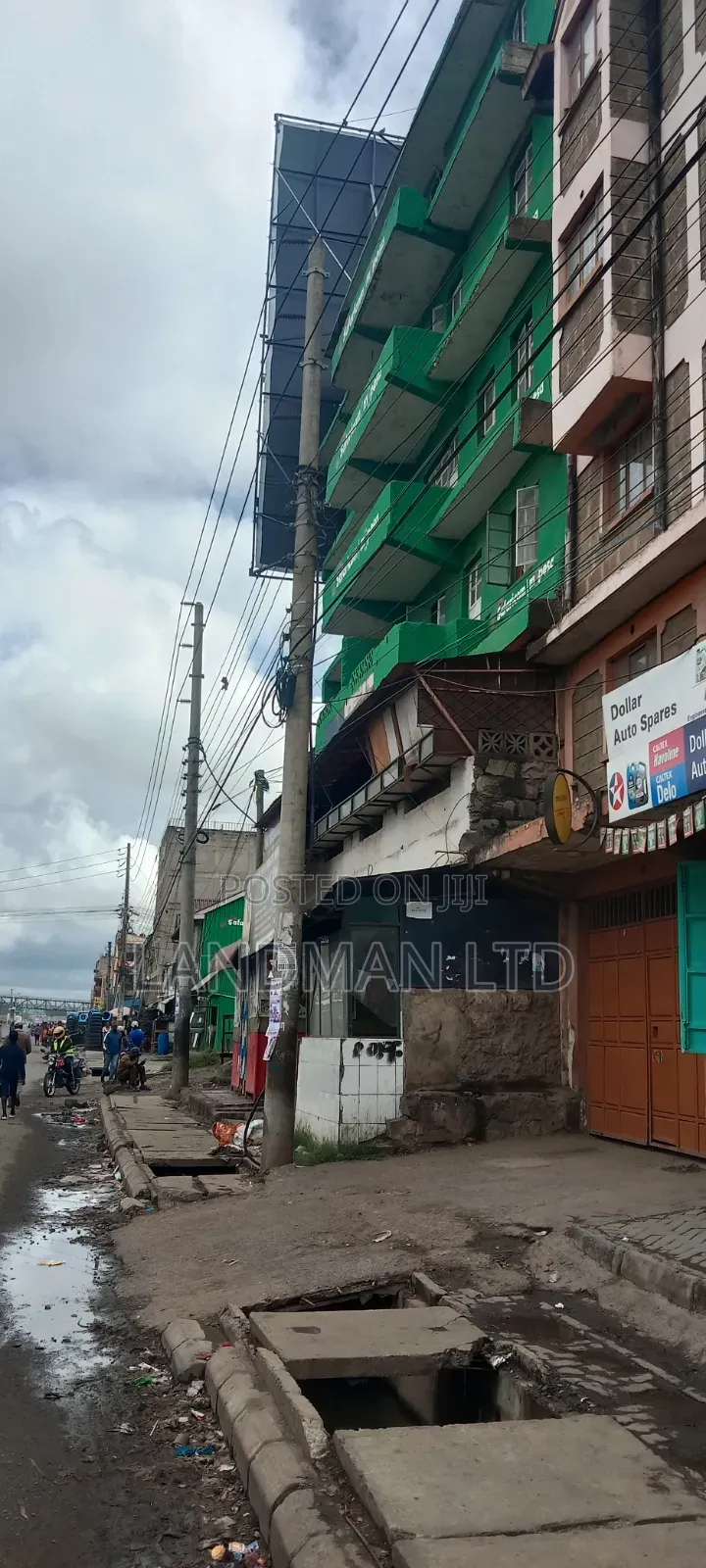 Commercial Buiding in Tassia on Outering Road in Tassia