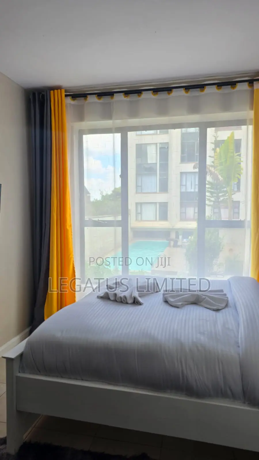 Furnished 2 Bedroom Airbnb With Swimming Pool in Kandisi