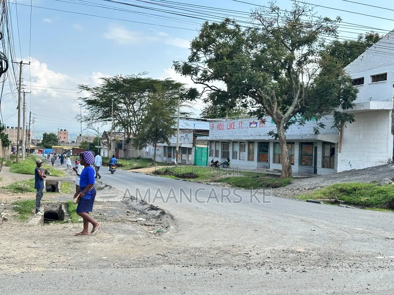 3.5 Acre Industrial Complex in Nakuru With 8 Godowns in Shaabab