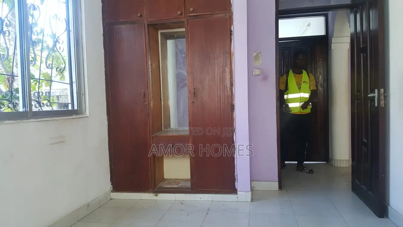 2bdrm Apartment in Mwandoni-Sun Light, Mshomoroni for rent in Mshomoroni