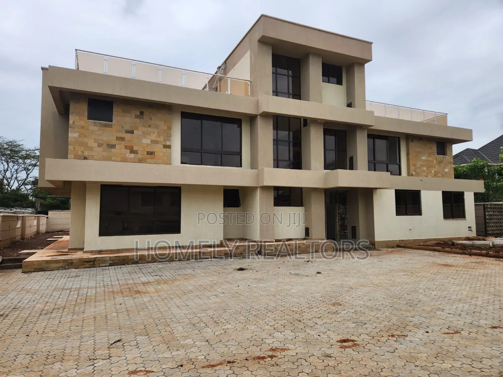 6bdrm Mansion in Bogani, Karen for sale in Karen C