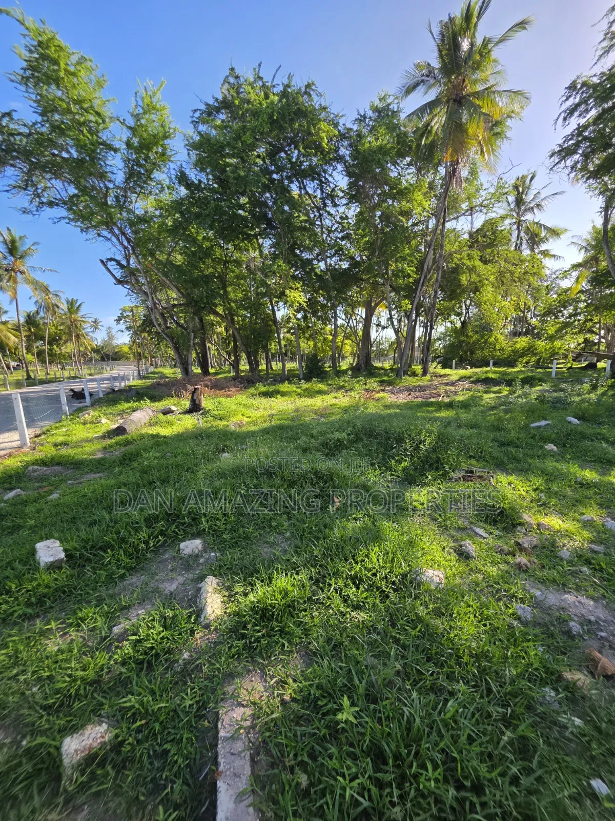 1/4 Beach Plots Msa Kanamai Majengo for Sale in a Gated Community in Kikambala