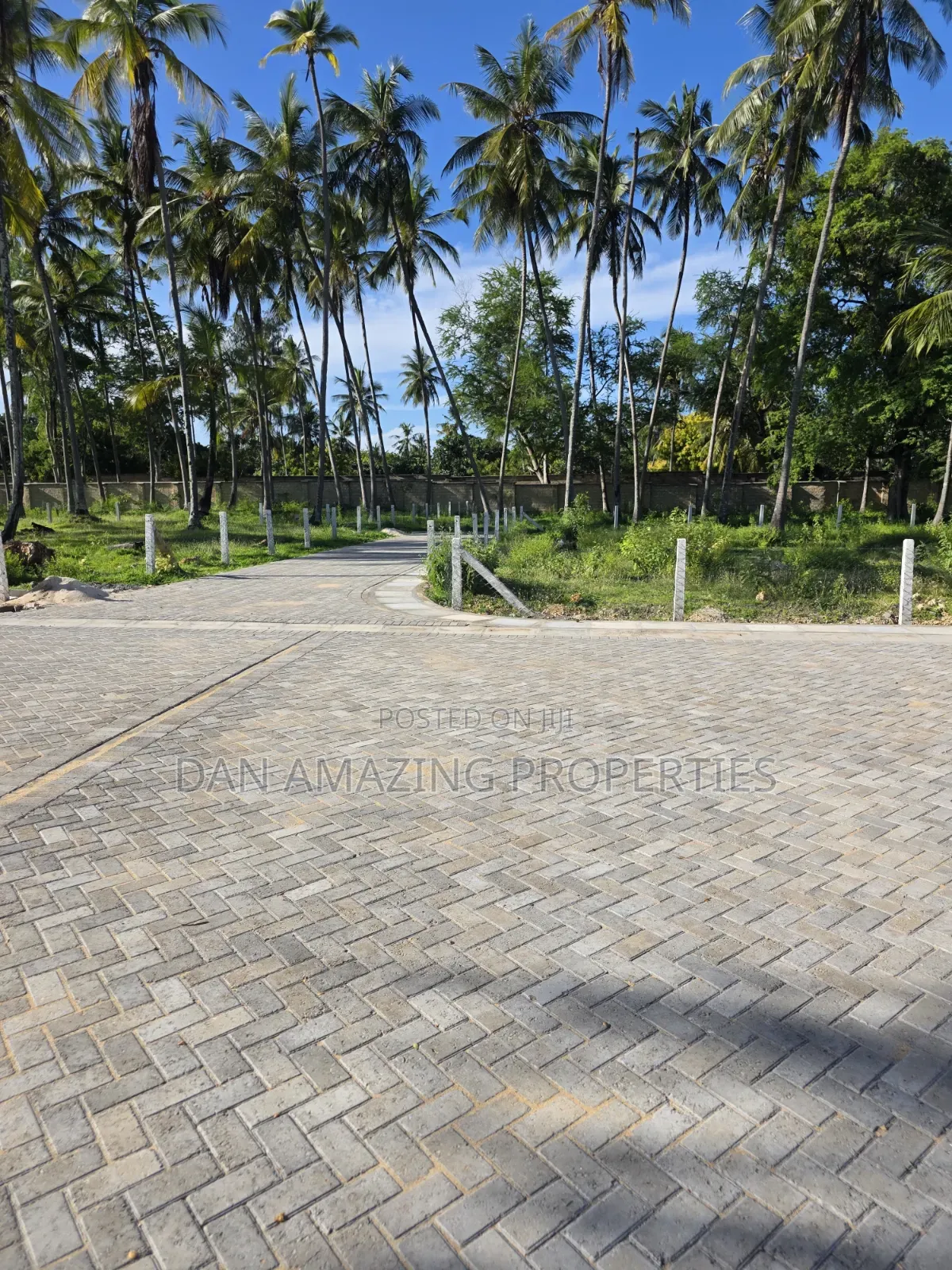 1/4 Beach Plots Msa Kanamai Majengo for Sale in a Gated Community in Kikambala