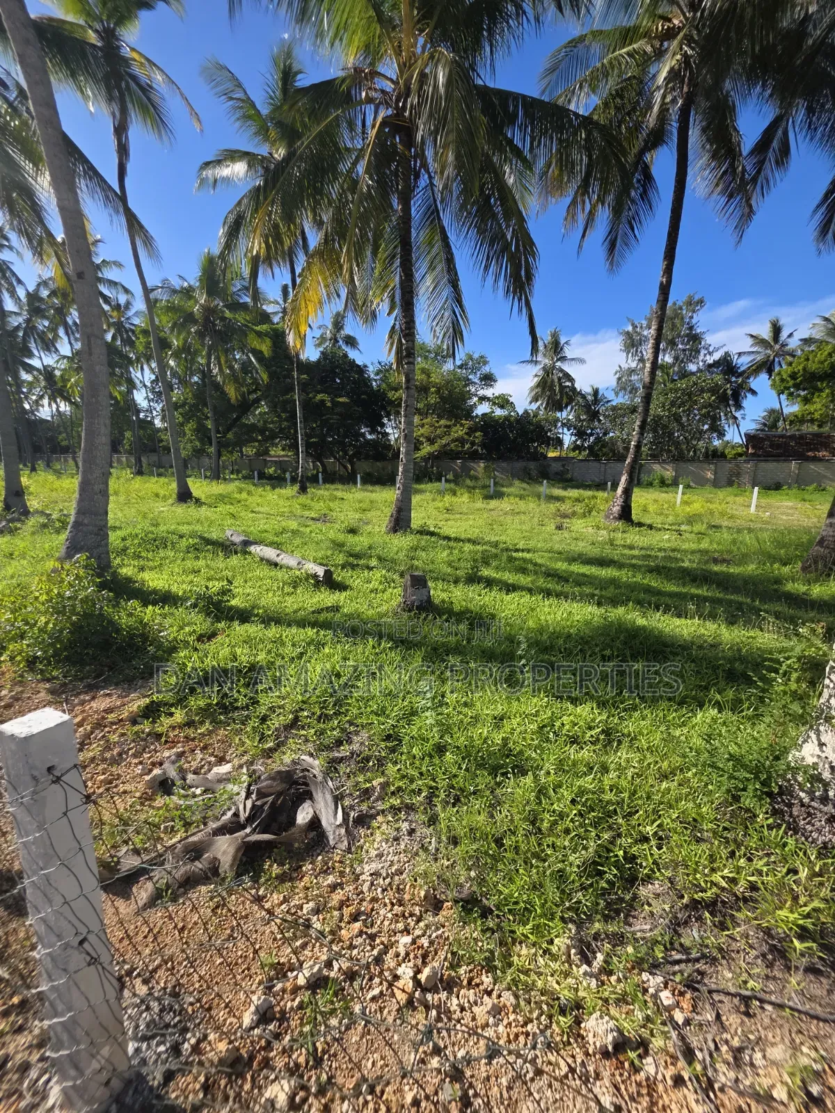 1/4 Beach Plots Msa Kanamai Majengo for Sale in a Gated Community in Kikambala