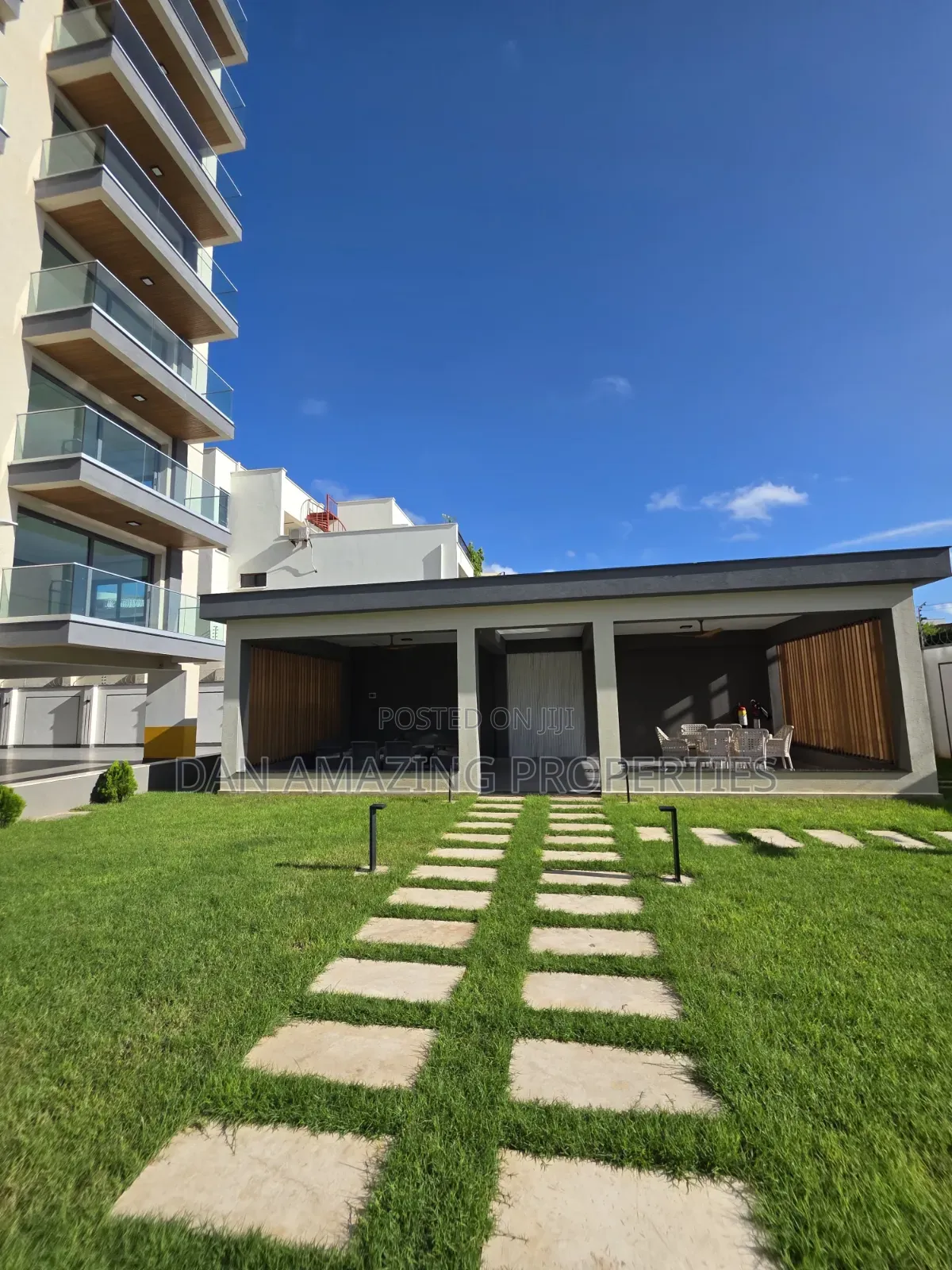 3bdrm Penthouse in Nyali Plus Dsq for sale in Nyali Mkomani