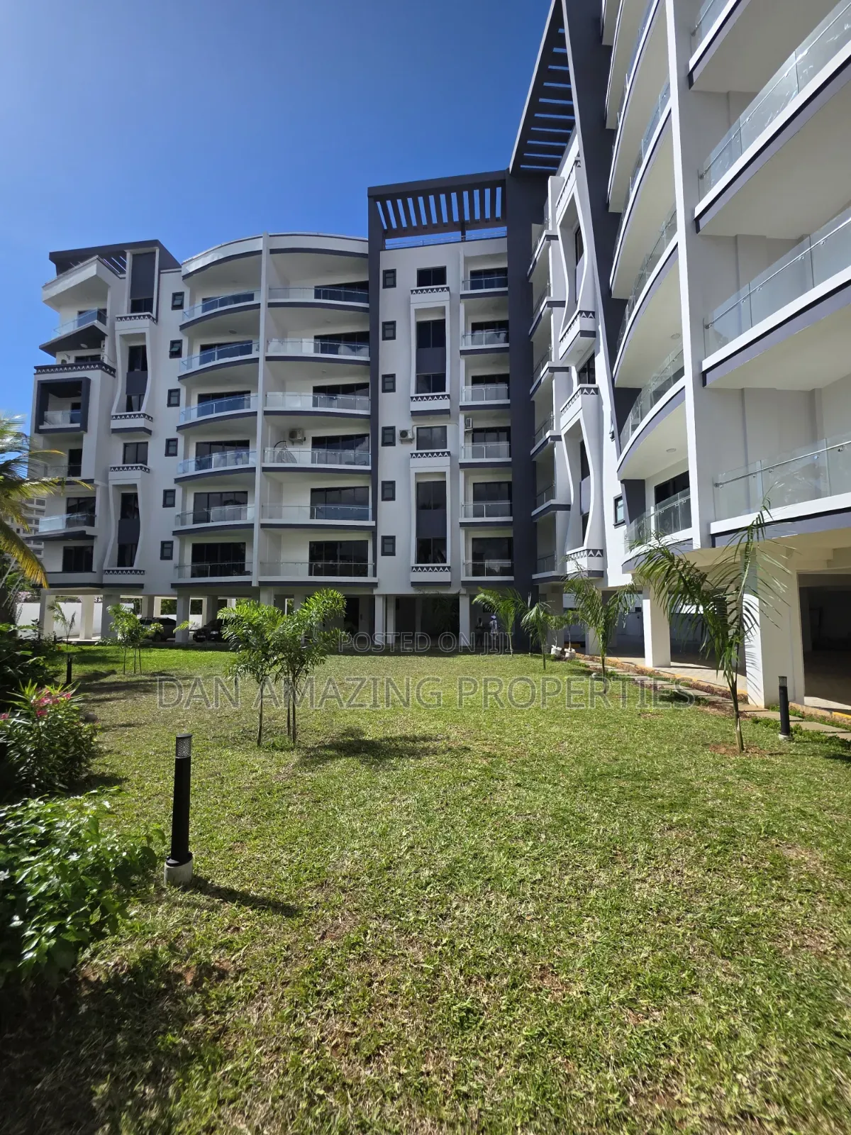 3bdrm Apartment in Nyali Plus Dsq for sale in Nyali Mkomani