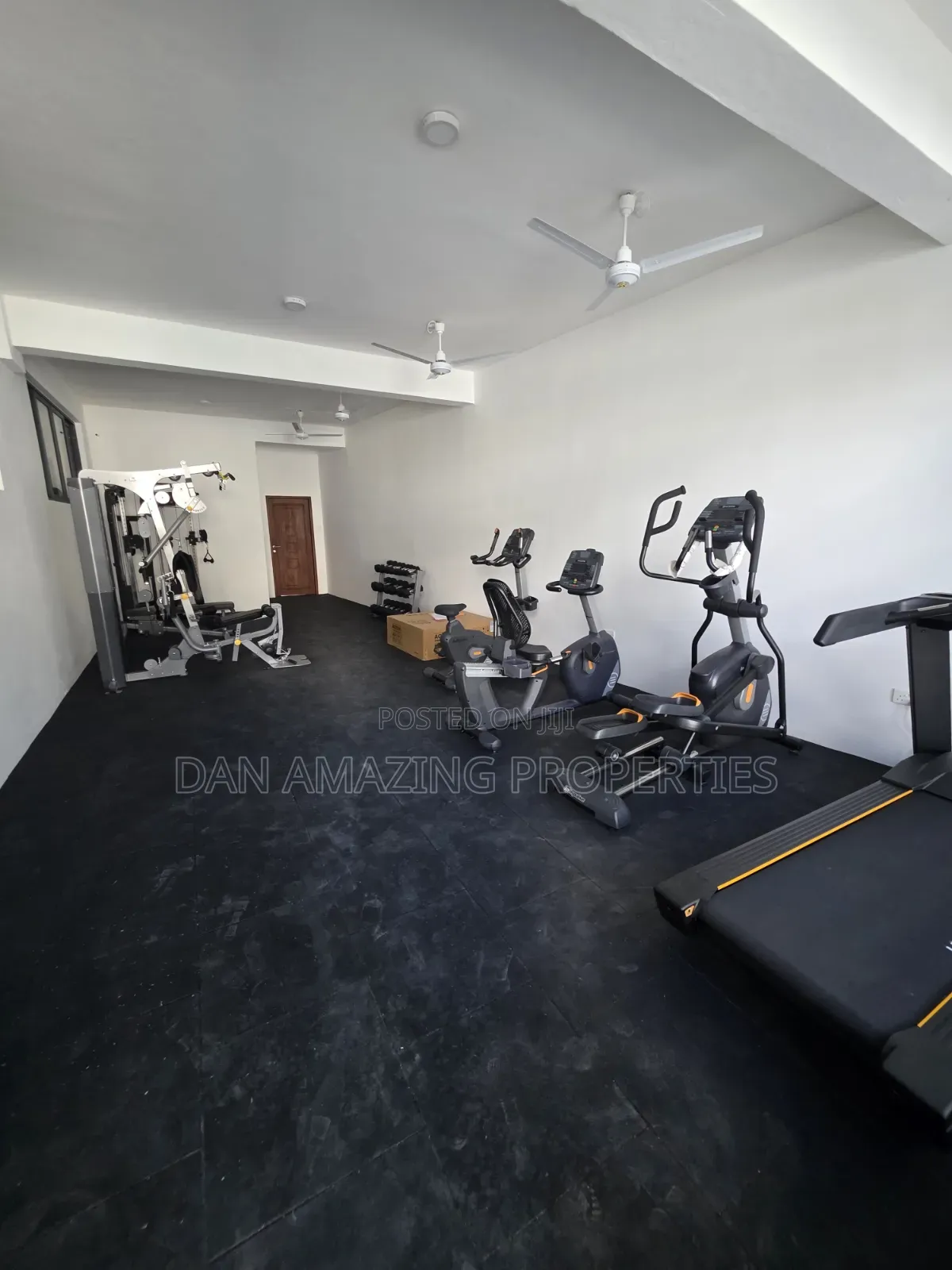 3bdrm Apartment in Nyali Plus Dsq for sale in Nyali Mkomani