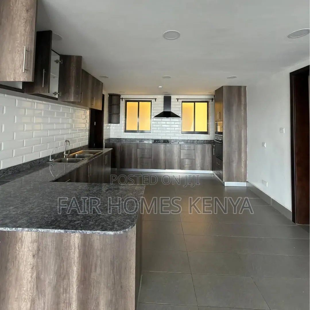 4bdrm Duplex in Gitanga Road, Valley Arcade for rent in Valley Arcade