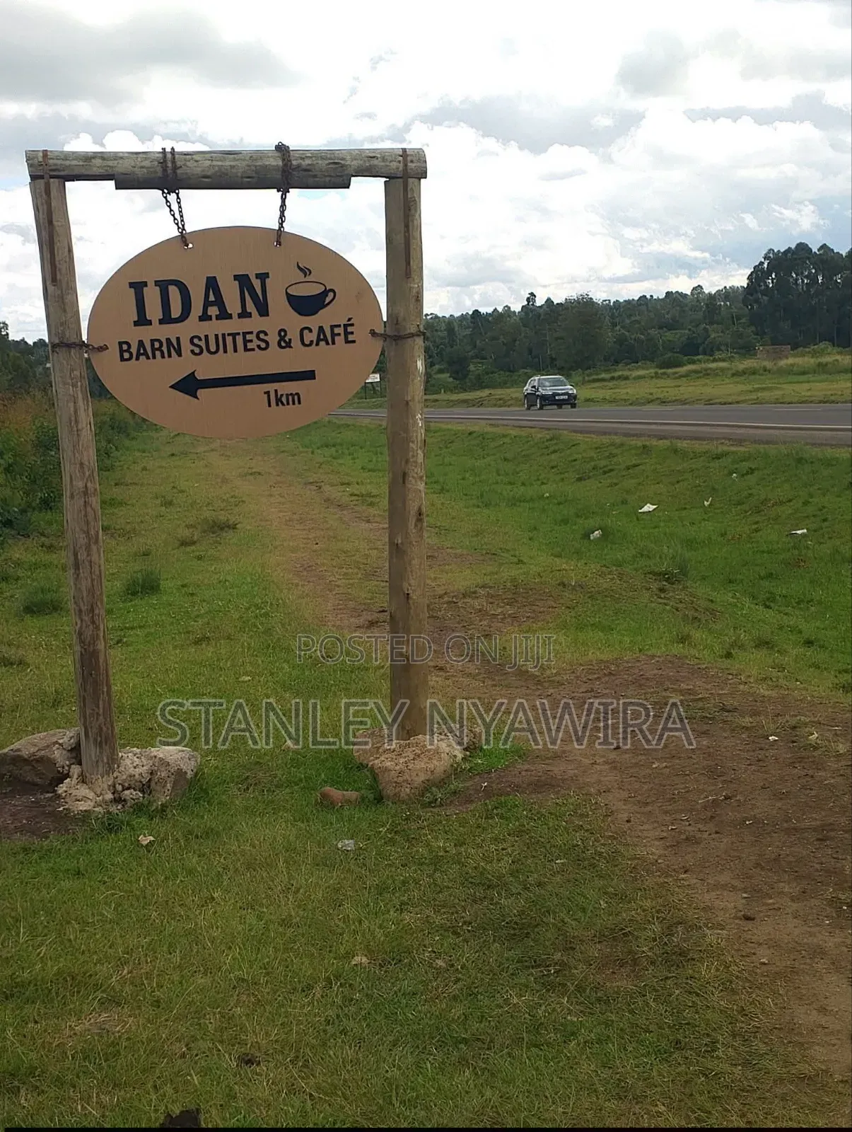16 Acrea Along Nanyuki Nyeri Highway in Nanyuki