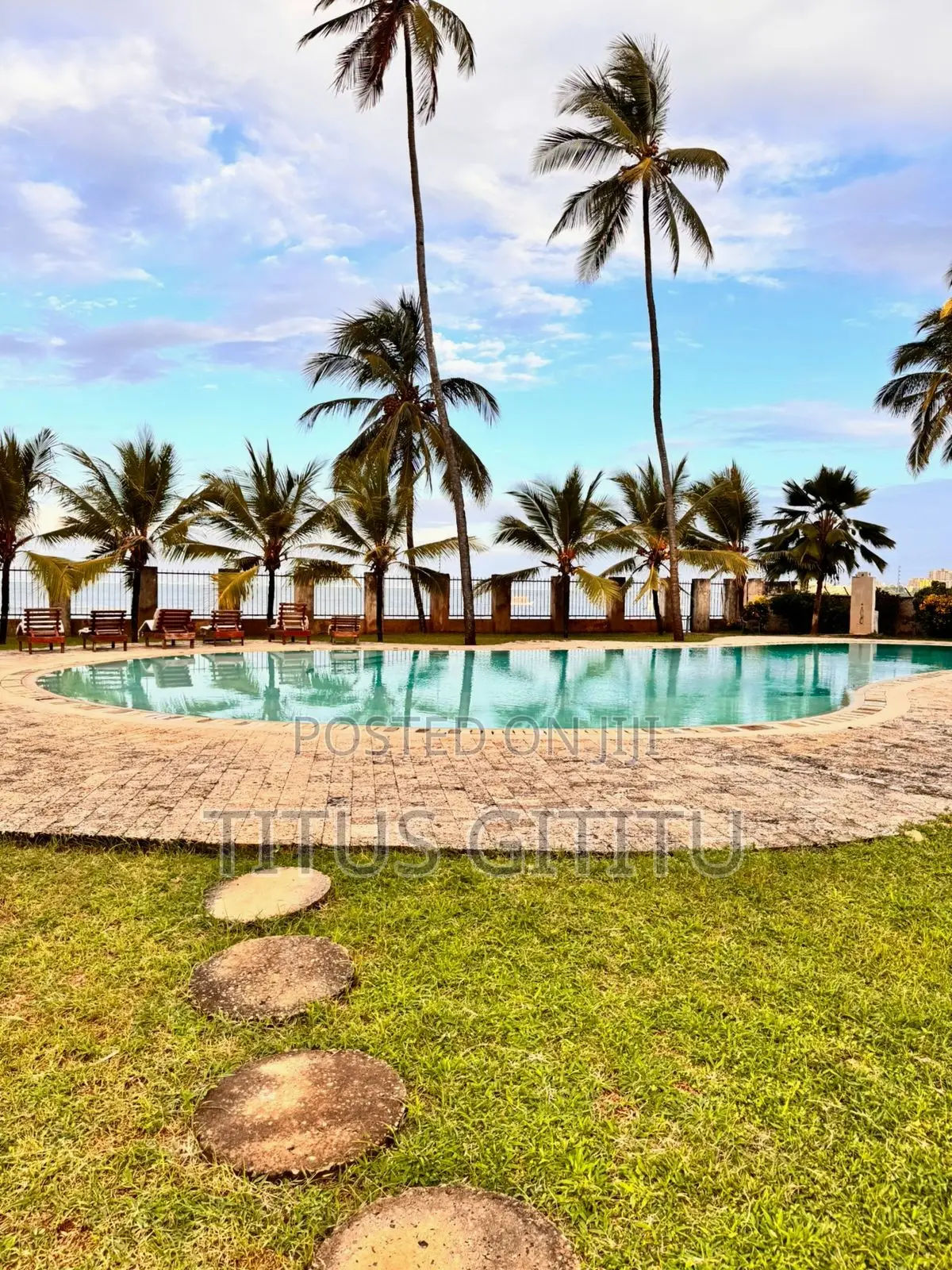 Beachfront 3 Bedroom Nyali | Swimming Pool Ac | Ocean Views in Nyali Mkomani