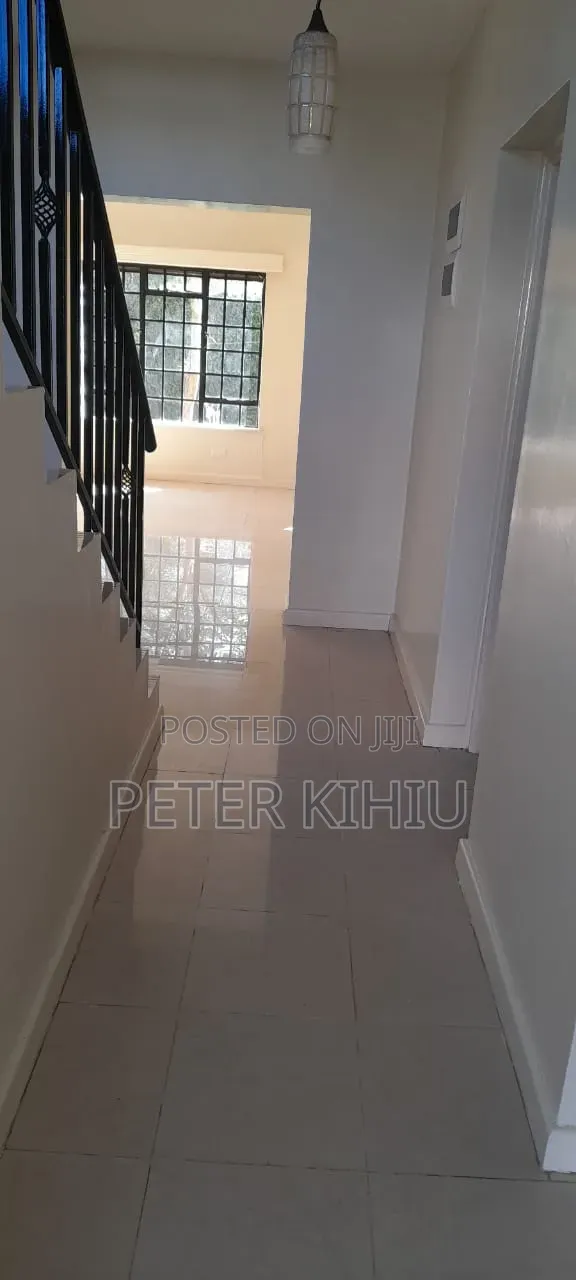4bdrm Maisonette in Phenom Estate for sale in Phenom Estate