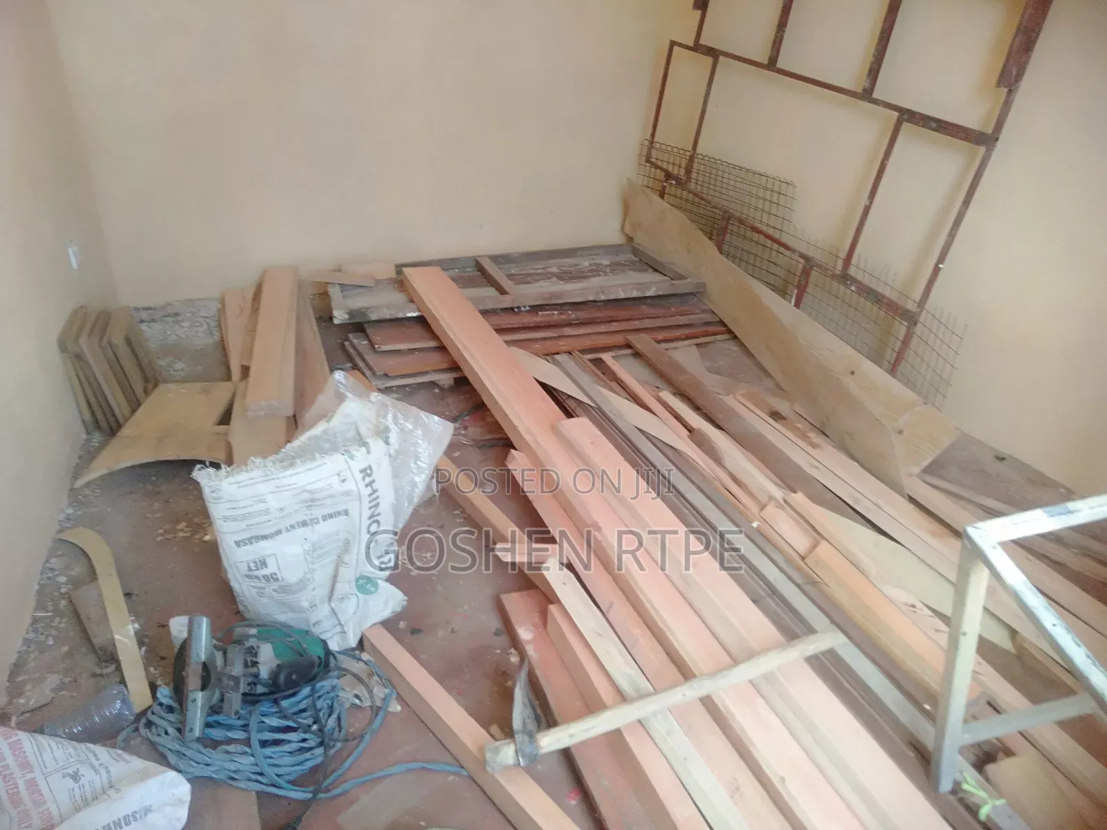 Magnificent Front Shop to Let at Bombolulu Mombasa Mainland in Bombolulu