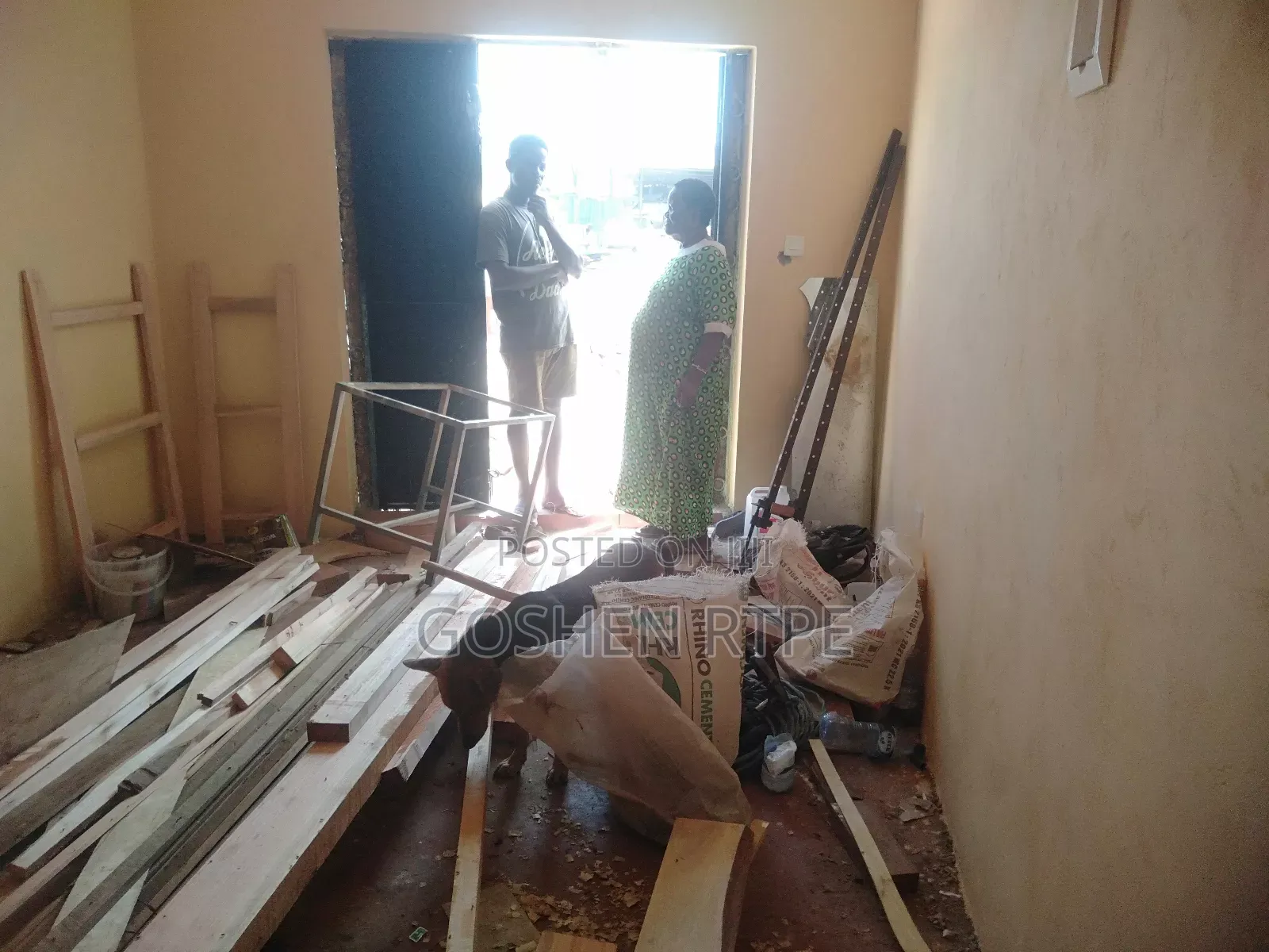 Magnificent Front Shop to Let at Bombolulu Mombasa Mainland in Bombolulu