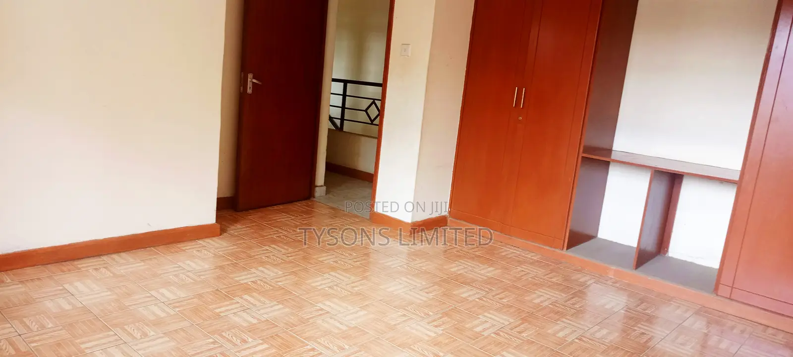 4bdrm Maisonette in Honey Suckle Gardens, Pipeline for sale in Pipeline