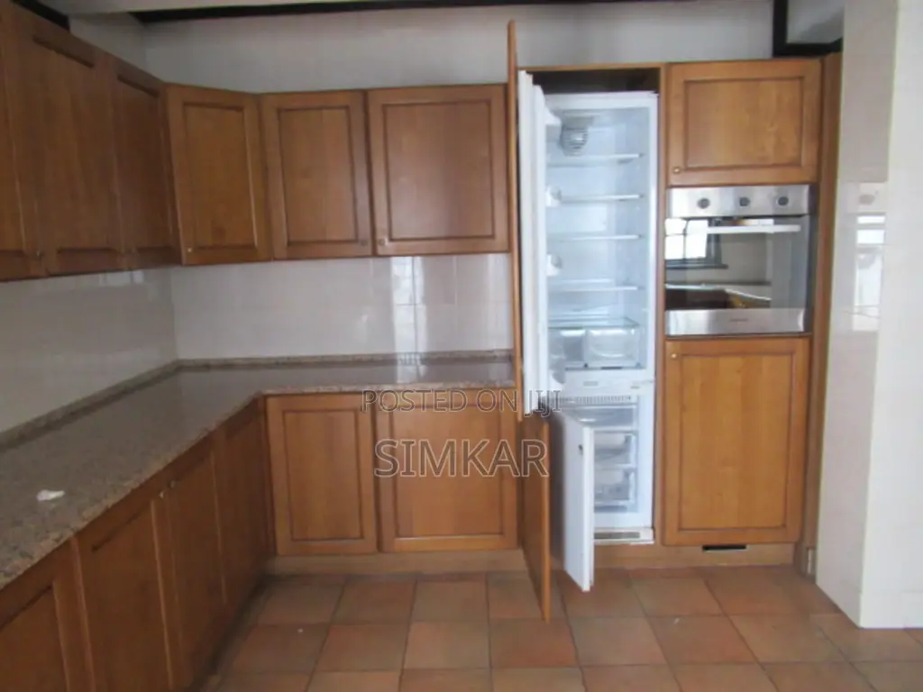 4bdrm Townhouse / Terrace in Riverside Estate for rent in Riverside Drive