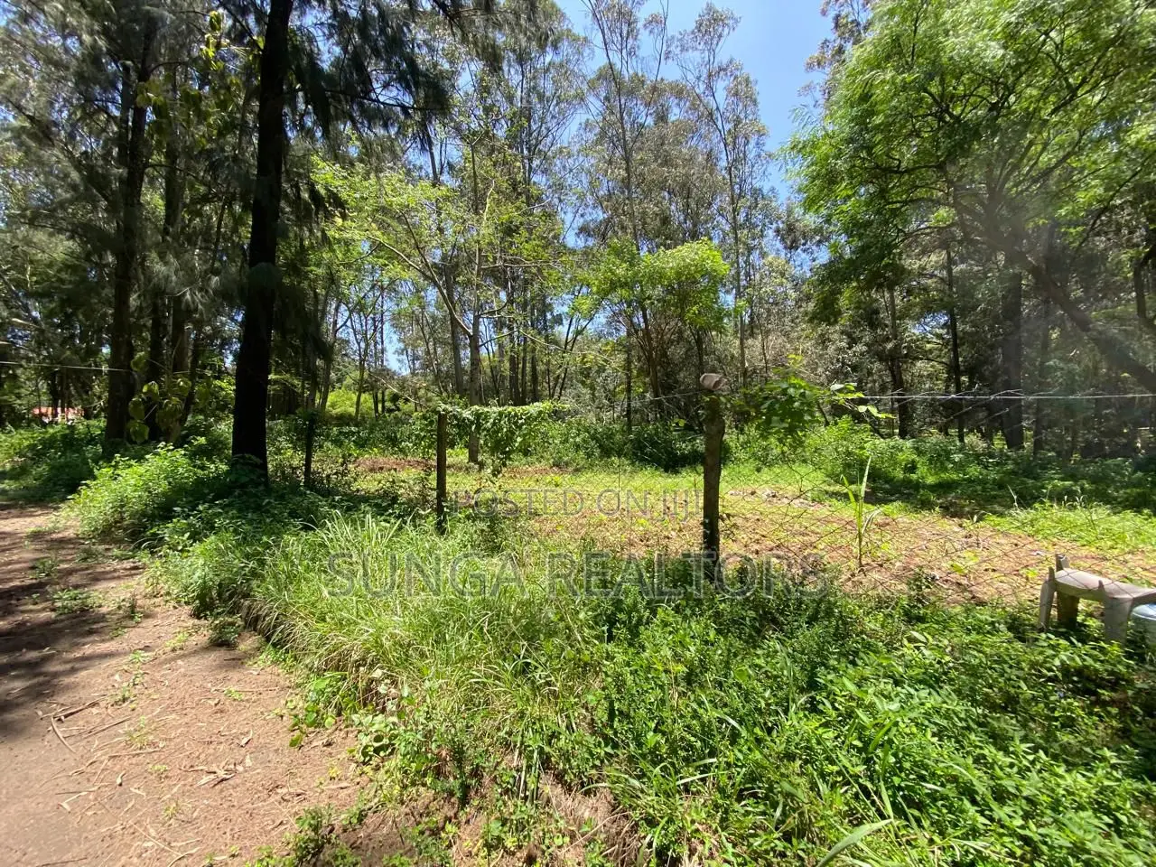 Plot for Sale in Lakeview Estate in Lakeview Estate
