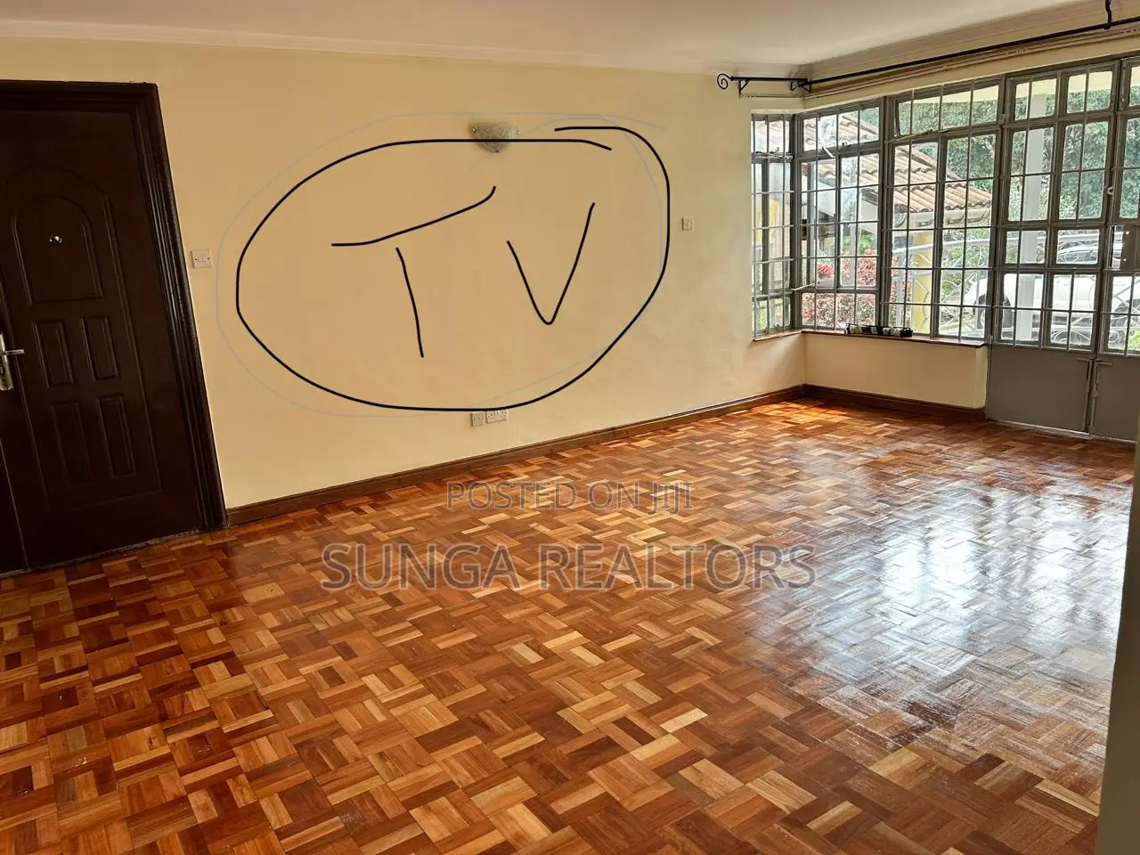 3bdrm Apartment in Riara Rd., Valley Arcade for sale in Valley Arcade