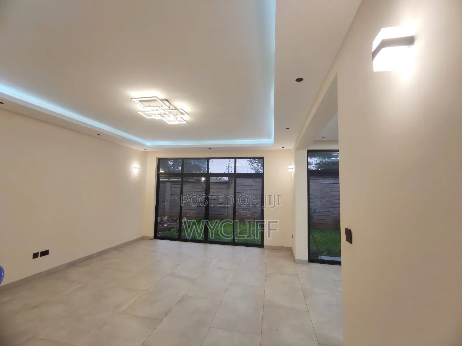4bdrm Villa in Roysambu for sale in Roysambu