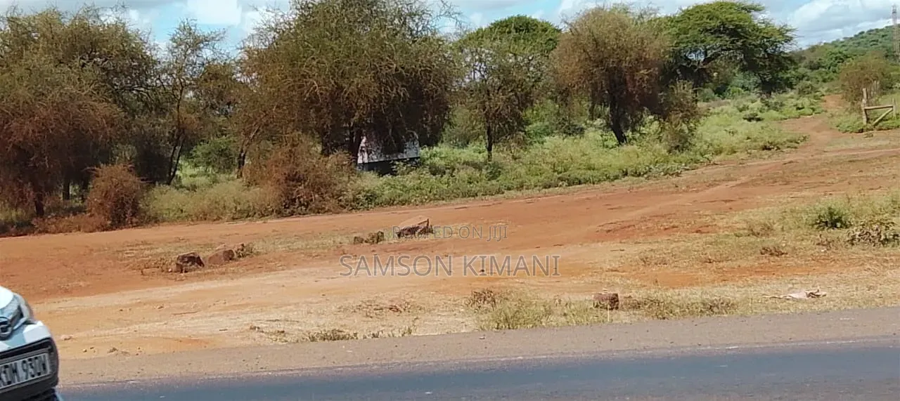 50 Acres Farm Land Emali-Loitotok Road in Emali/Mulala