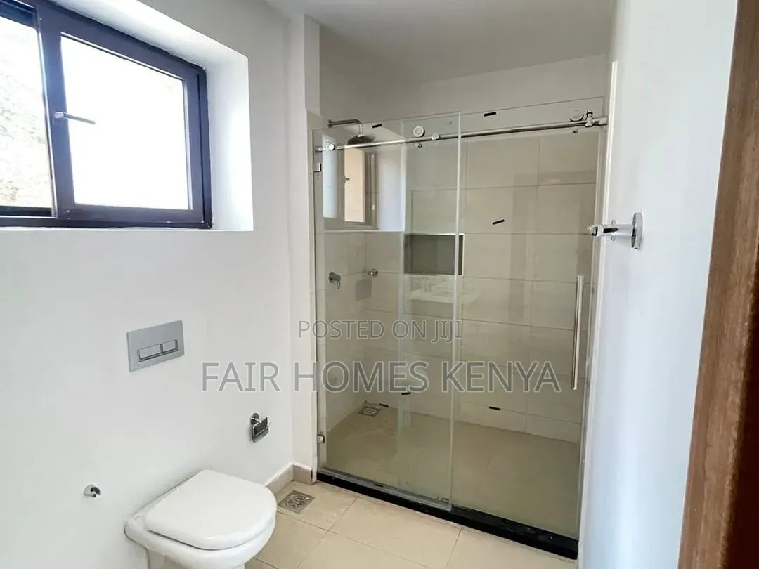 5bdrm Townhouse / Terrace in Lavington Green, Muthangari for rent in Muthangari