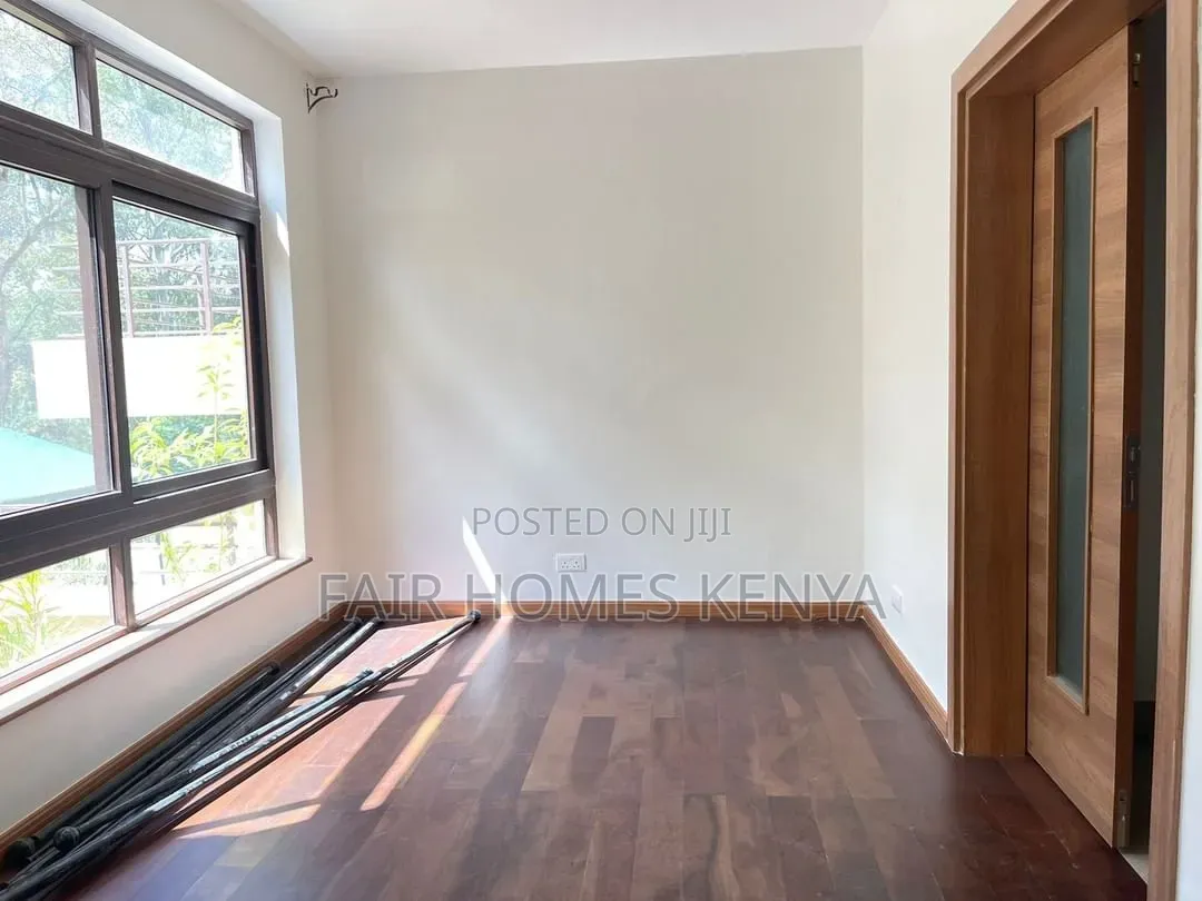 5bdrm Townhouse / Terrace in Lavington Green, Muthangari for rent in Muthangari