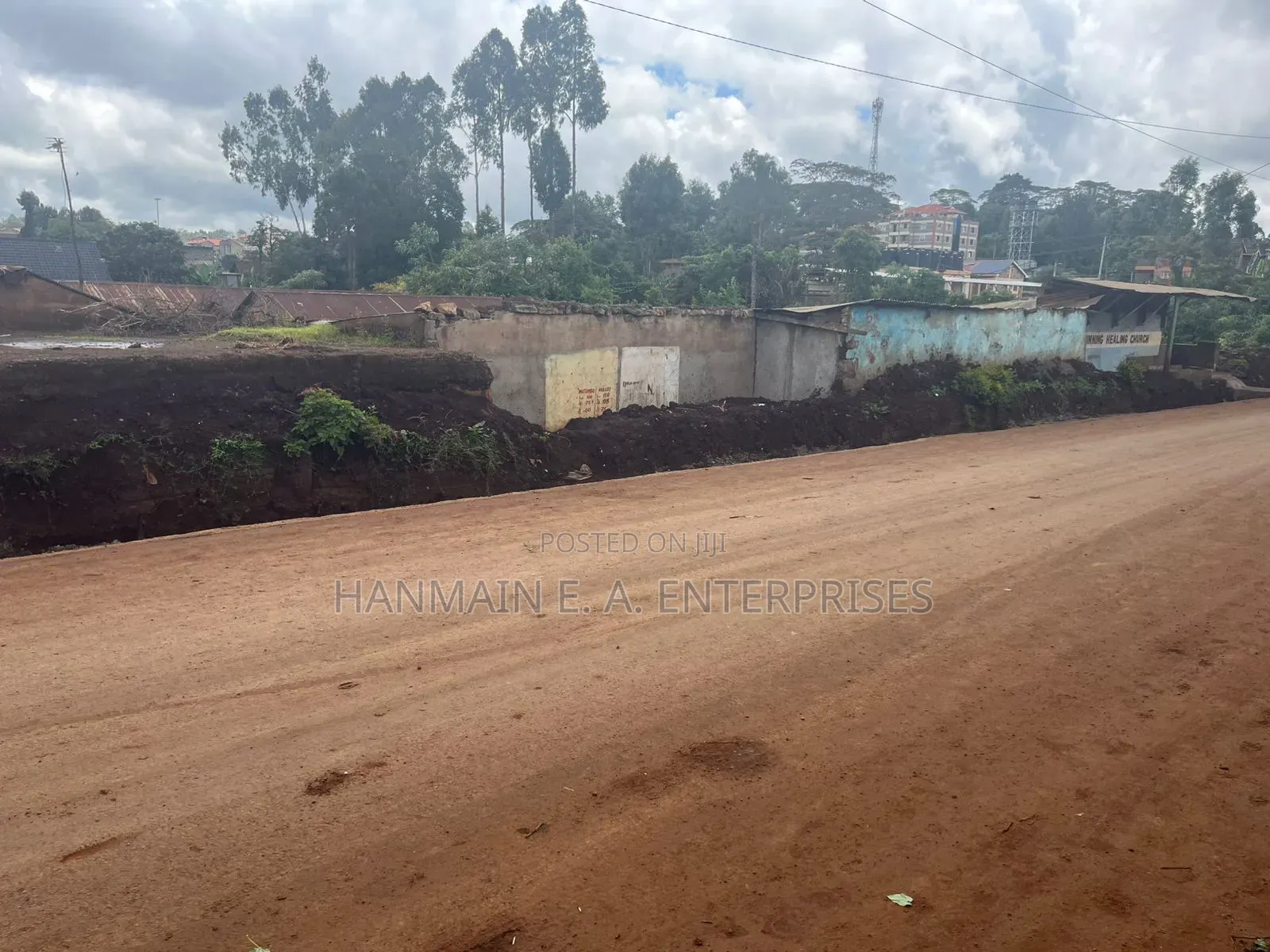 1/4 Hectares (120 by 100) Plot at Banana With Ready Title in Banana