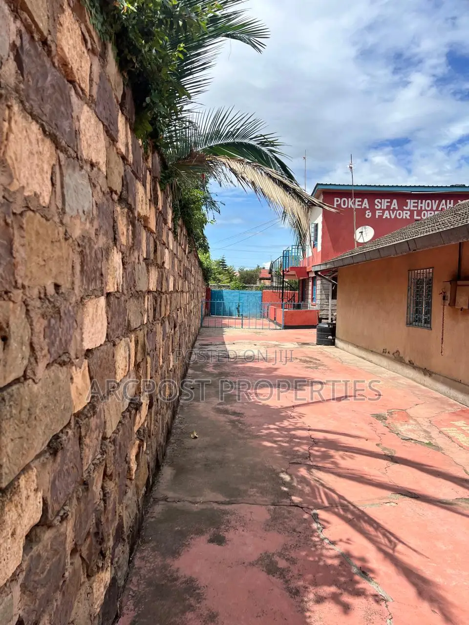 Prime Commercial Property on Quarter Acre Main Road Frontage, Donholm in Greenfields