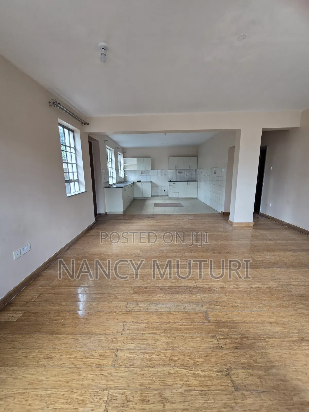 4bdrm Mansion in Kasphat, Banana for rent in Banana