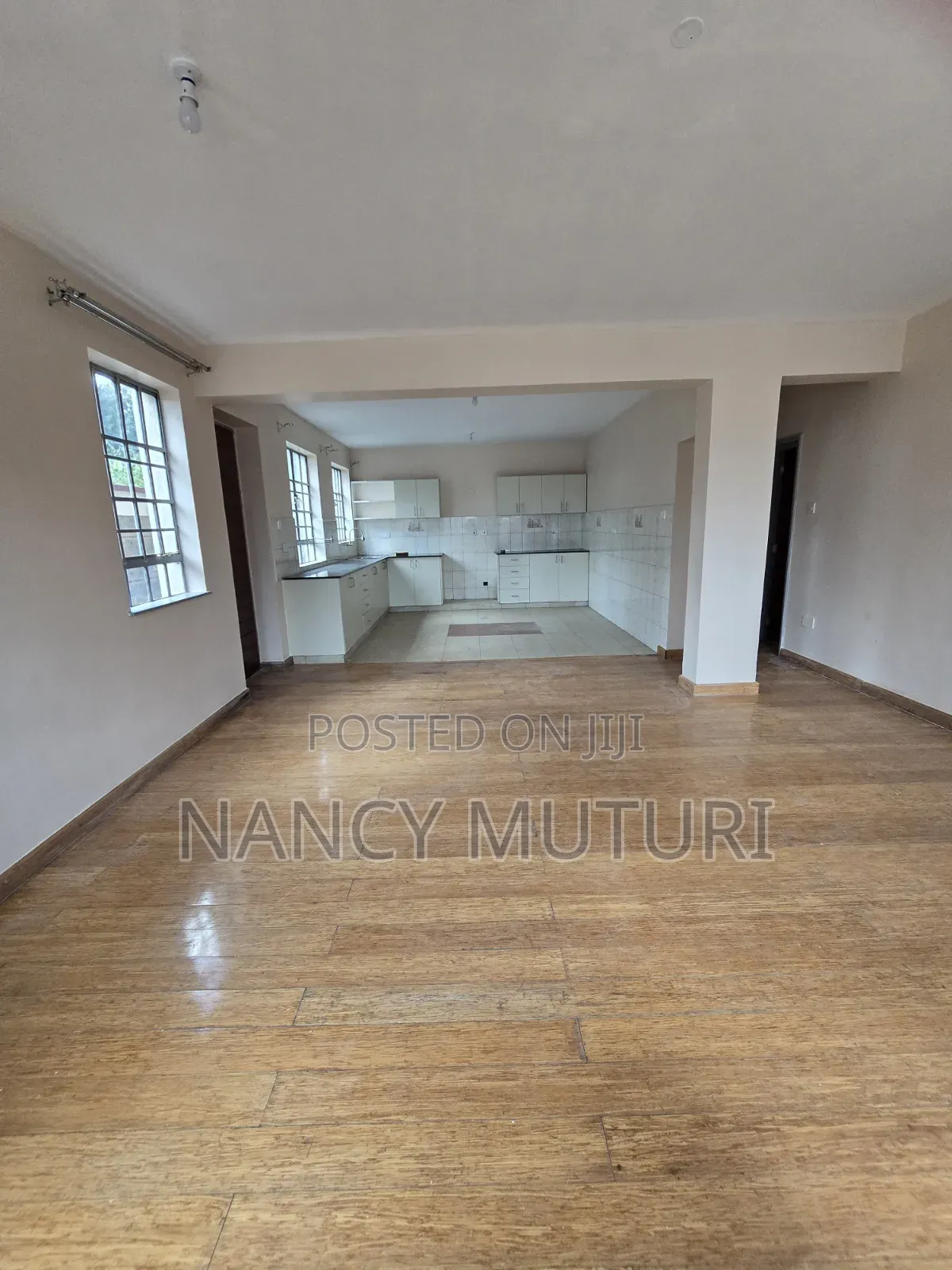 4bdrm Mansion in Kasphat, Banana for rent in Banana