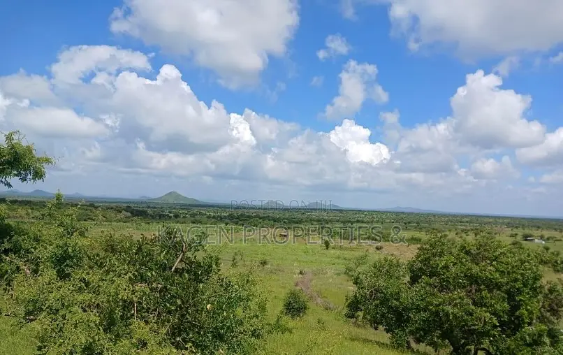 1800 Acres Land for Sale in Makueni County, Off Mombasa Road in Makindu