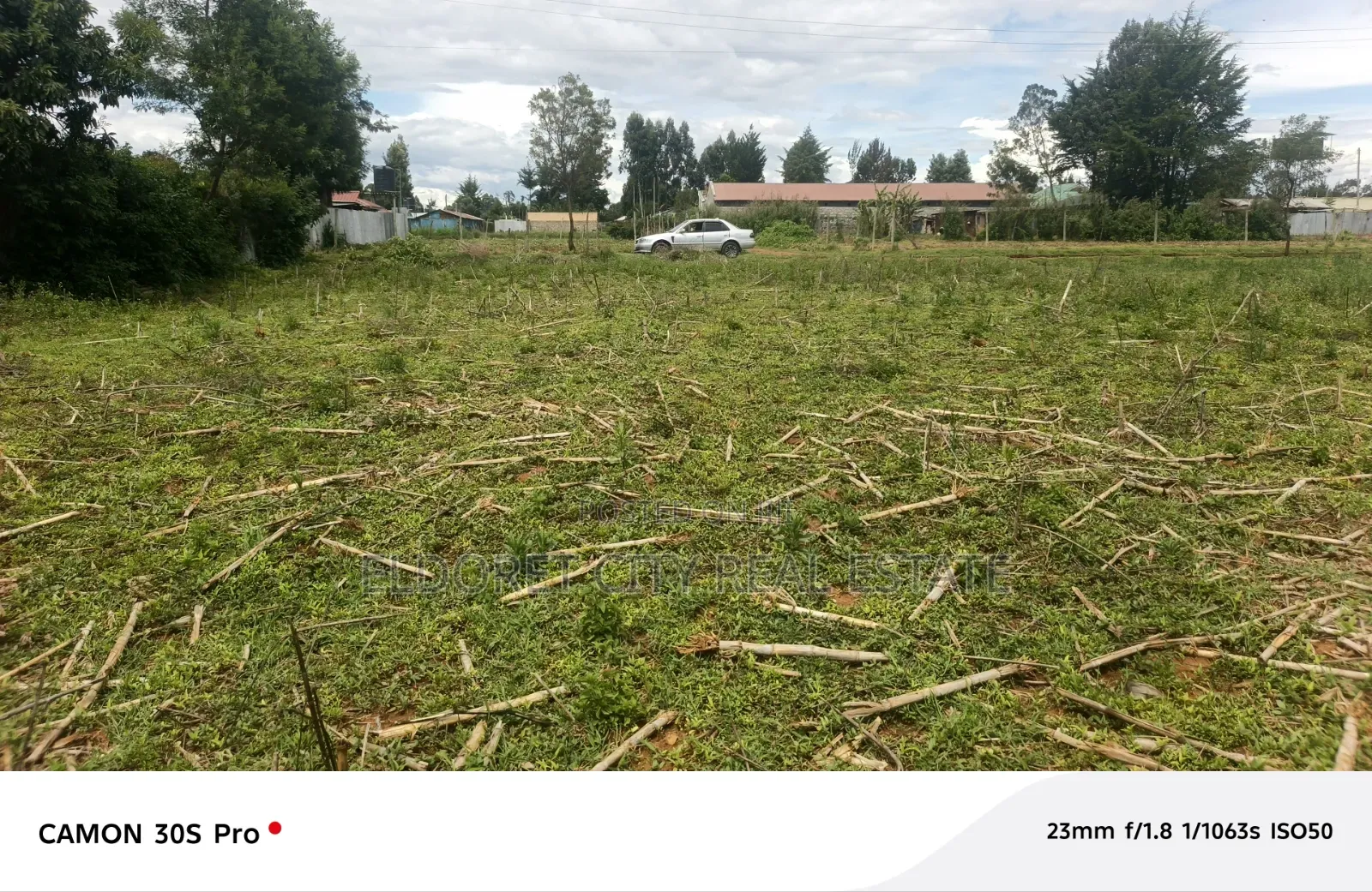 1/8 Plot Outspan With Title. in Kapsuswa