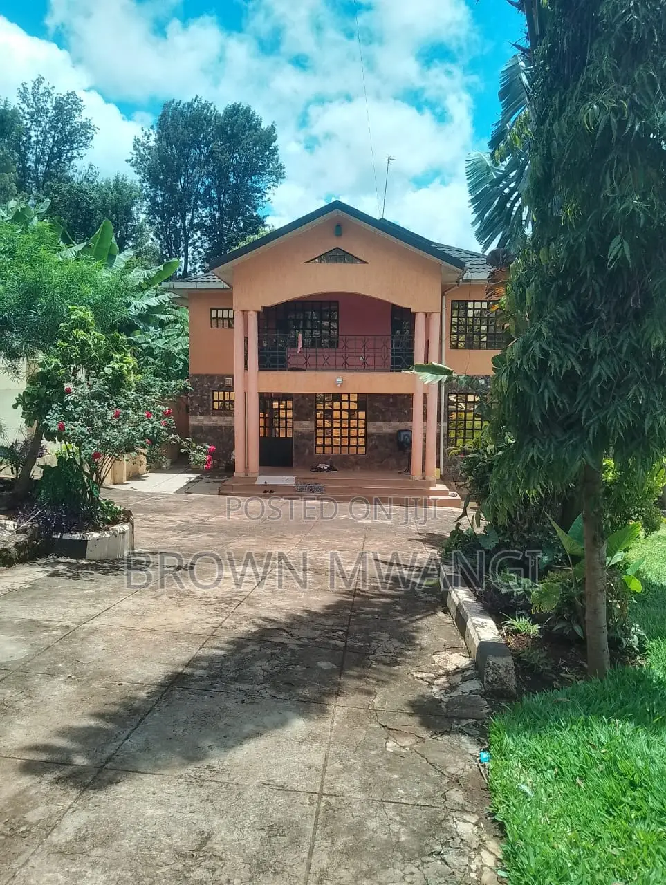 5bdrm House in Meru Town for sale in Meru Town