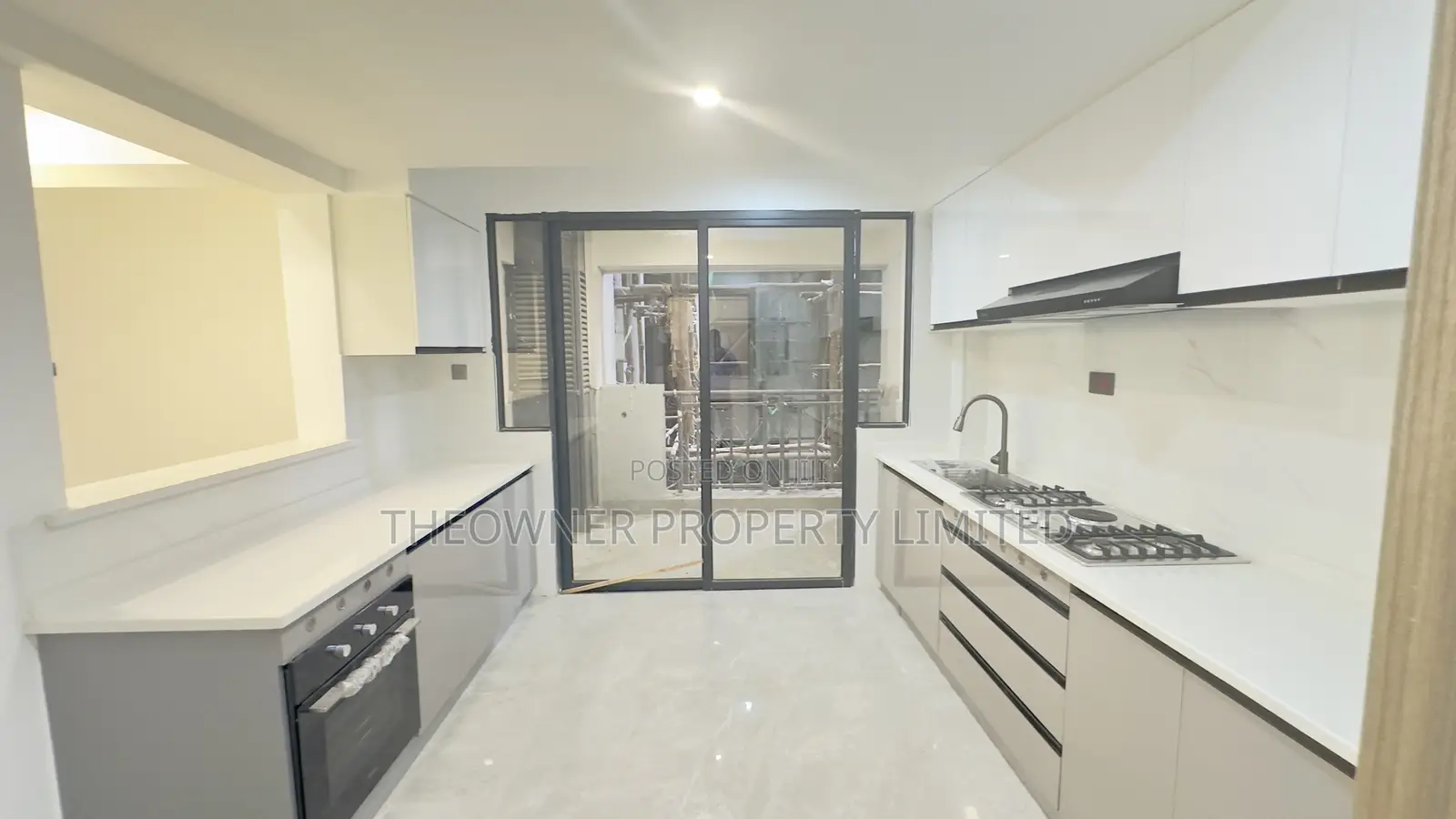 3bdrm Apartment in Golden Street, Kileleshwa for sale in Kileleshwa