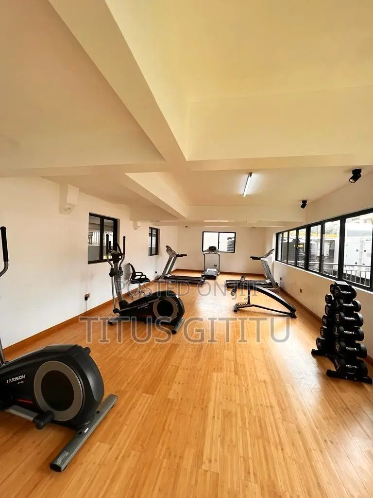 Spacious 2 Bedroom Airbnb Kileleshwa | 3 Beds Parking | Near CBD | in Kileleshwa