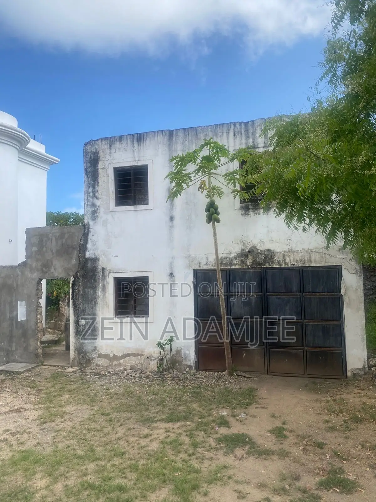 6bdrm Villa in Town Centre for sale in Town Centre