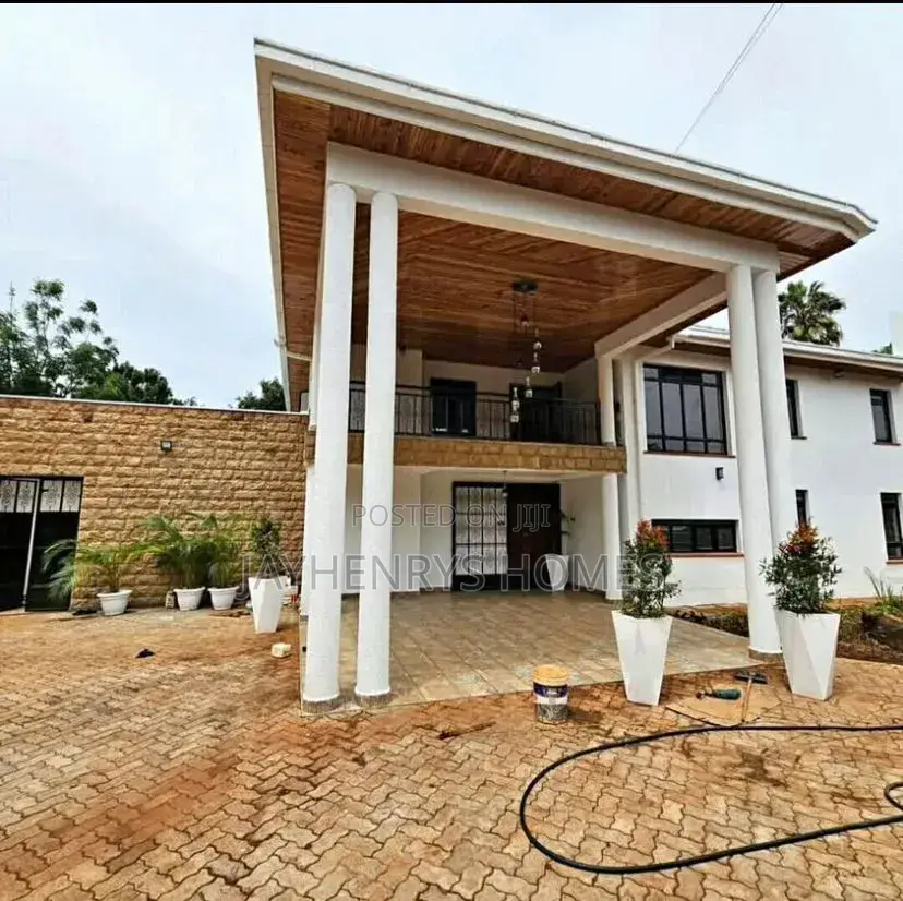 5bdrm House in Runda for sale in Runda