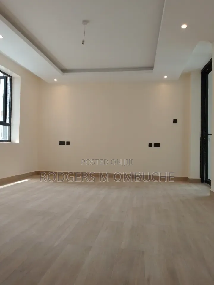 4bdrm Duplex in Spring Valley for rent in Spring Valley