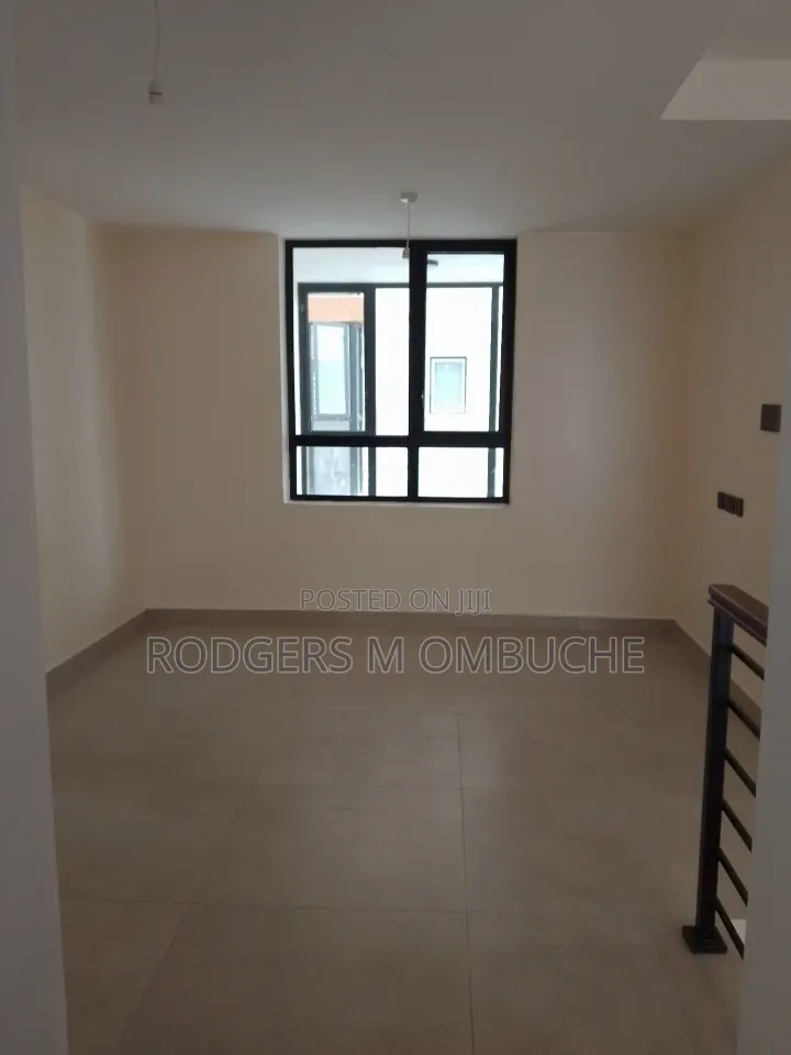 4bdrm Duplex in Spring Valley for rent in Spring Valley